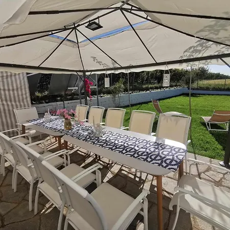 Villa Yavoros Nea Plagia